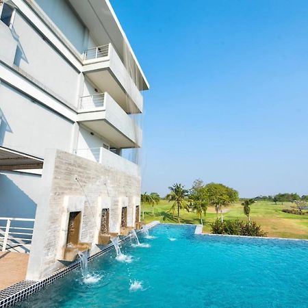 Uniland Golf & Resort Nakhon Pathom Ngoại thất bức ảnh